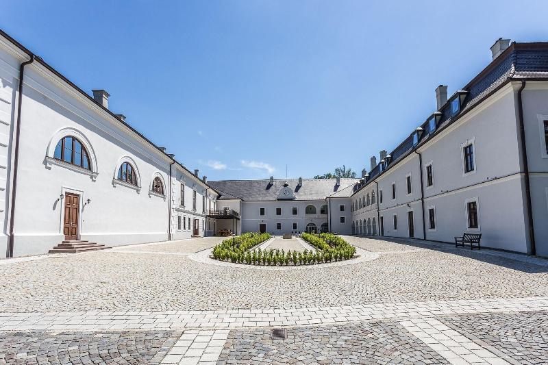 Chateau Appony Exteriör bild