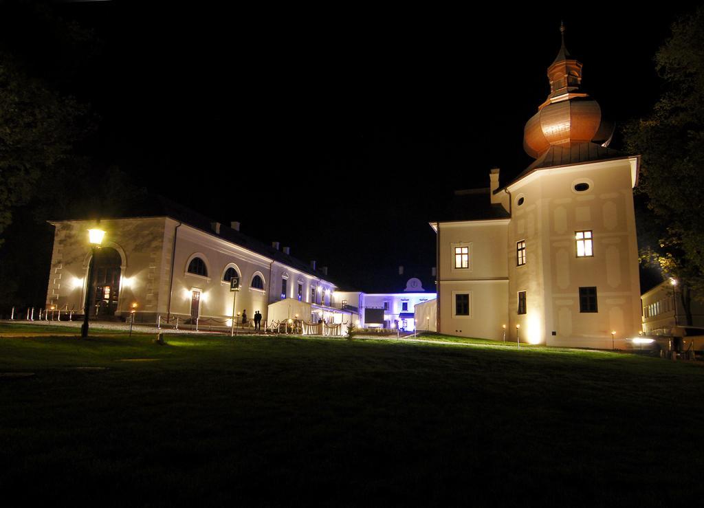 Chateau Appony Hotell Exteriör bild